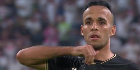 "اختبار طبي أخير".. موقف ناصر منسي من مباراة البنك الأهلي بالدوري