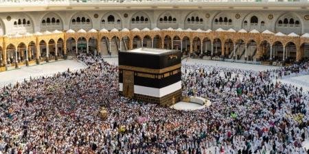 للرجال والنساء.. فتح باب التطوع في الحرمين الشريفين خلال موسم الحج