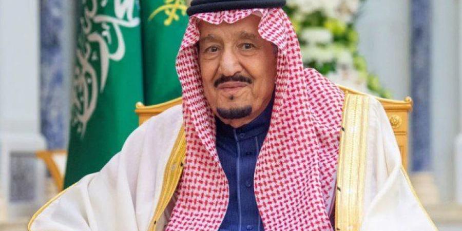 العاهل السعودي يتلقى دعوة من الرئيس العراقي لحضور القمتين العربية والتنموية في بغداد