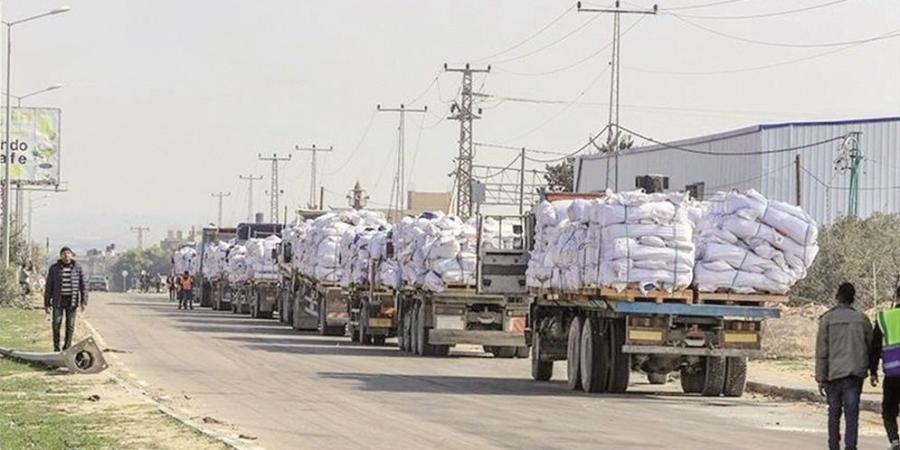 خطة الاحتلال لتوزيع المساعدات في غزة.. هدفها "التهجير" والسيطرة الأمنية"