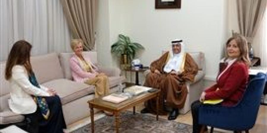 منزلاوي يستقبل سفيرة وفد الاتحاد الأوروبي بالقاهرة