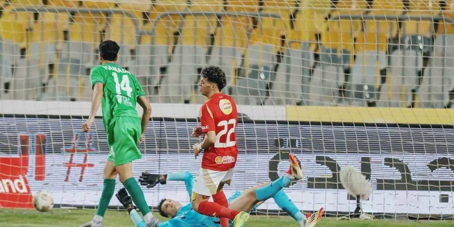 الدوري المصري.. الأهلي يهزم المصري برباعية وينتزع الصدارة
