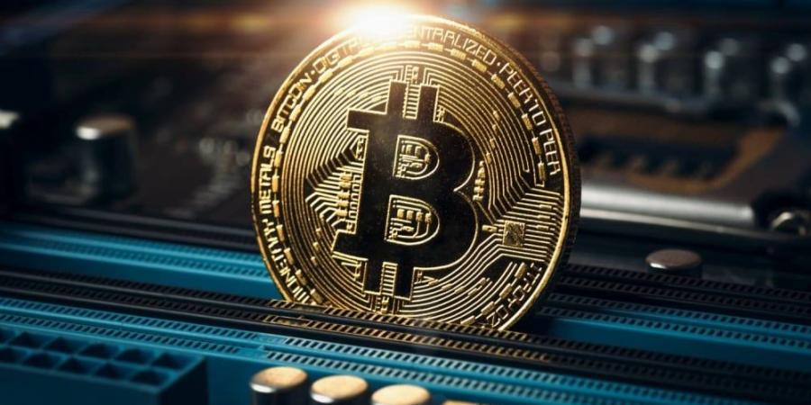 بيتكوين تتجاوز 100 ألف دولار.. نهاية نظرية الدورة وبداية عصر السيولة المؤسسية