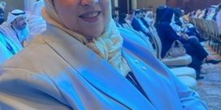 مشاركون بمنتدى «نحو تنمية اقتصادية شاملة ومستدامة» يؤكدون أهمية التوجهات الاقتصادية والاستثمارات المجدية