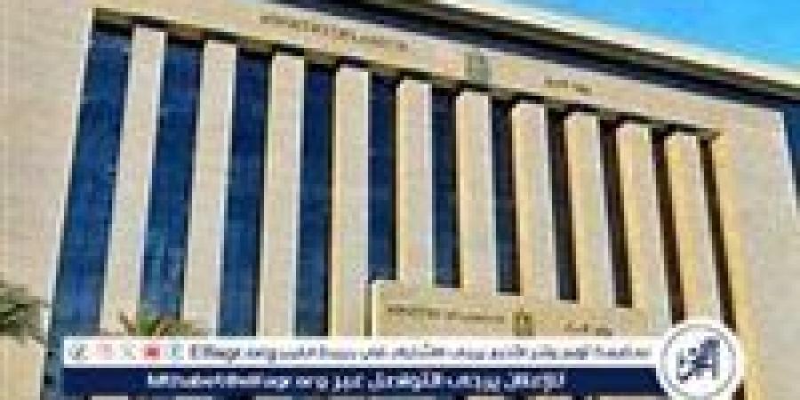 موعد التقديم على وظائف العمل الجديدة.. 5242 فرصة في 8 محافظات