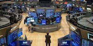 «وول ستريت» تتعافى في آخر جلسات أبريل المتقلب