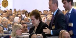 الرئيس السيسي يمنح نادية سليم ضو نوط الامتياز من الطبقة الثانية