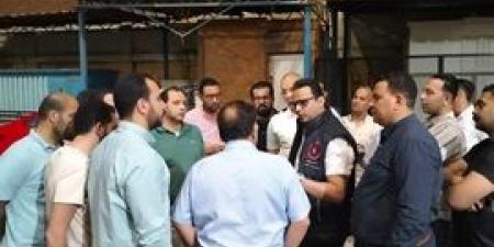 "دويدار" يرافق مساعد وزير الصحة للمشروعات القومية في زيارة لمستشفى سوهاج العام