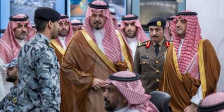 وزير الداخلية يشيد بجهود مركز عمليات أمن المسجد النبوي