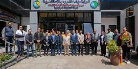 رئيس مياه الإسكندرية يستقبل وفدا من "الإسكان" لمتابعة خطط الطوارئ والأزمات بالشركة