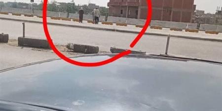 الغضب يسيطرة على أهالى المنوفية بعد غرق نفق مرور بالطريق الإقليمي