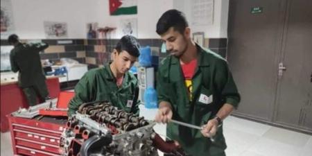 3 اتفاقيات لطرح برامج دبلوم مهني تقني مع مؤسسة بيرسون التعليمية