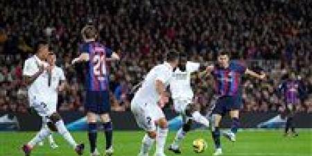 موعد مباراة ريال مدريد ضد برشلونة.. القنوات الناقلة لكلاسيكو القمة