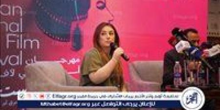 مهرجان أسوان يكرّم كندة علوش بحضور أهالي اسوان ويرصد مسيرتها الفنية
