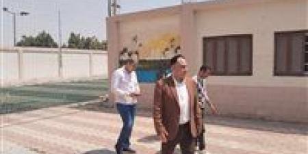 جولة مفاجئة لوكيل وزارة الشباب والرياضة على مركزين شباب وأحالة المقصرين للشئون القانونية