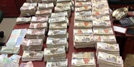 ضربات أمنية مشددة لمروجي الاتجار غير المشروع بالنقد الأجنبي