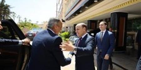 السجيني ومحافظ كفر الشيخ يبحثان آلية ضبط الأسواق وتوافر السلع الاستراتيجية