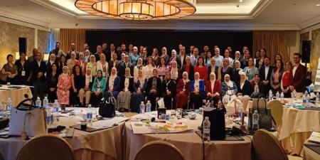 مؤتمر "تنمية الطفولة" يوصي بتعميم تجربة أماكن العمل الصديقة للأسرة