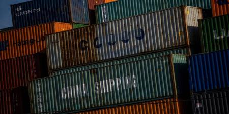 الصادرات الصينية للولايات المتحدة تراجعت 17,6 % خلال شهر
