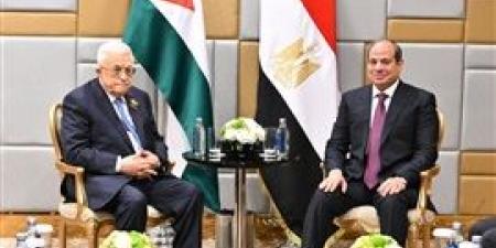 الرئيس السيسي يلتقي بنظيره الفلسطيني محمود عباس بموسكو