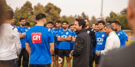 ولي العهد يتابع استعدادات نشامى المنتخب الوطني لمواجهة نظيره العُماني