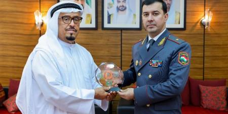 ضاحي خلفان والمهيري يبحثان التعاون مع طاجيكستان