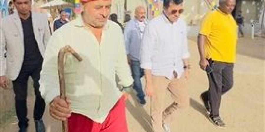  وزير الرياضة يتفقد مركز شباب غرب سهيل في مستهل جولة تفقدية للمنشآت الشبابية والرياضية بأسوان