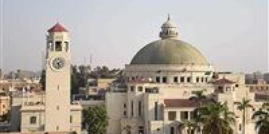 توجيه مهم من رئيس جامعة القاهرة بشأن الدراسة بالفرع الأهلي