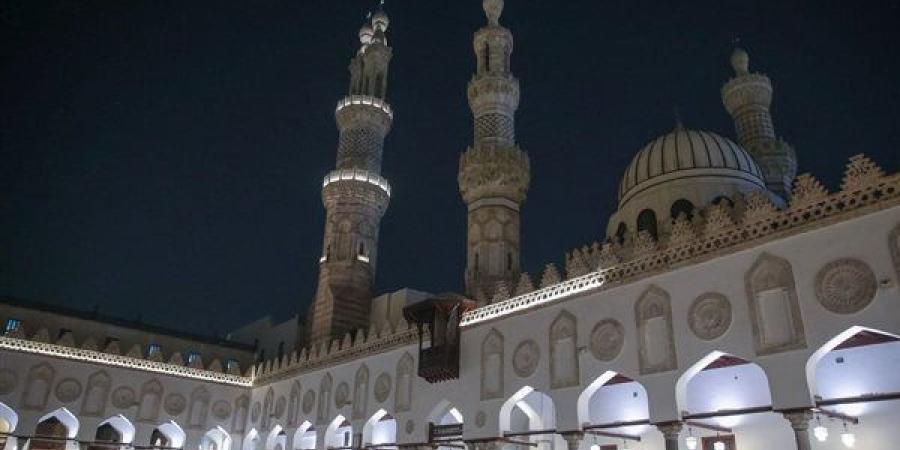 فتح باب التسجيل للالتحاق بالدراسة في المرحلة المتقدمة برواق العلوم الشرعية والعربية