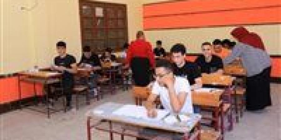 عاجل.. بيان هام من التعليم بشأن امتحانات الثانوية العامة 2025