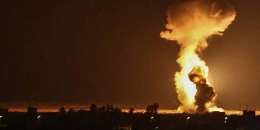 تقارير عن انفجار ضخم في محطة للطاقة بمدينة كرج الإيرانية