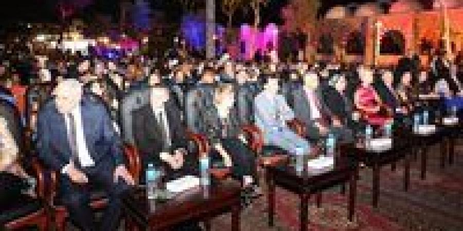 وزير الشباب والرياضة ومحافظ أسوان يفتتحان مهرجان أسوان الدولى لأفلام المرأة في دورته التاسعة