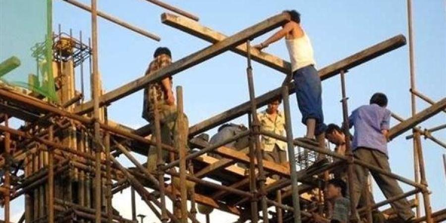 عاجل.. قانون العمل الجديد.. حماية أكبر للعاملين وإلغاء استمارة 6 أبرز بنوده