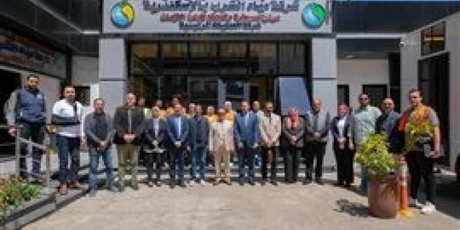 رئيس مياه الإسكندرية يستقبل وفدا من "الإسكان" لمتابعة خطط الطوارئ والأزمات بالشركة