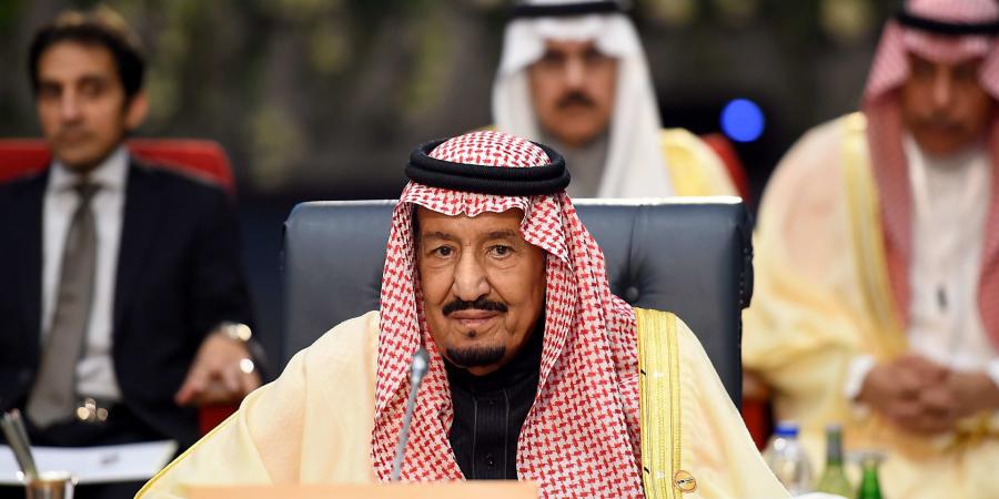 الملك سلمان يتلقى دعوة من العراق لحضور القمة العربية في بغداد - الأول نيوز