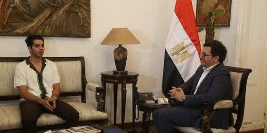مينا مسعود: تقديم أعمال تعبر عن الهوية المصرية ضمن أحلامى