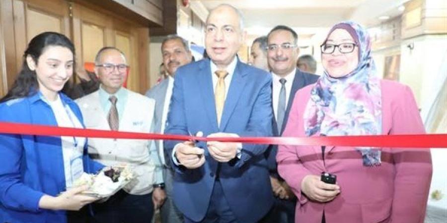 محافظ المنيا يفتتح ملتقى التوظيف لخريجي برنامج “مهنتك مستقبلك”