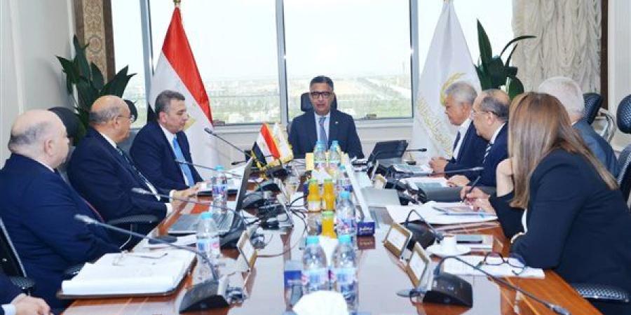 وزير التموين يشدد على ضرورة المتابعة لضمان استدامة الإنتاج وتحقيق الأمن الغذائي
