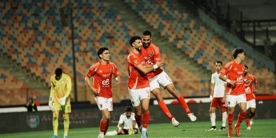الأهلي في الصدارة.. ترتيب الدوري المصري الممتاز 2025 بعد هزيمة المصري