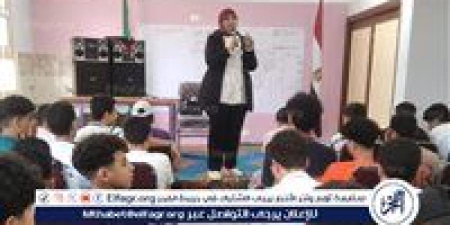 وكيل تعليم الدقهلية يتابع المراجعات المجانية خلال جولة ميدانية في دكرنس