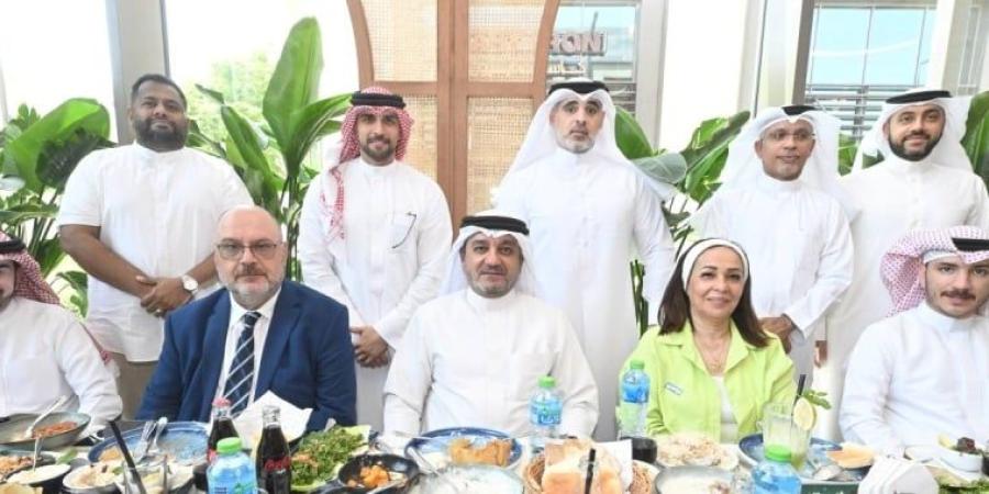 شركة عقارات السيف تحتفي بيوم الصحافة البحرينية