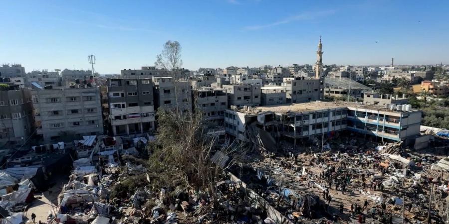 فيديو يوثّق مشاهد دامية بعد ثوانٍ من الغارات الجوية الإسرائيلية على غزة - الأول نيوز