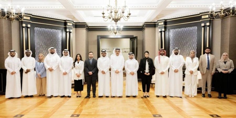 القائد : برنامج رئيس مجلس الوزراء لتنمية الكوادر الحكومية يُجسد الرؤية الطموحة لولي العهد رئيس الوزراء في إعداد قيادات وطنية متميزة