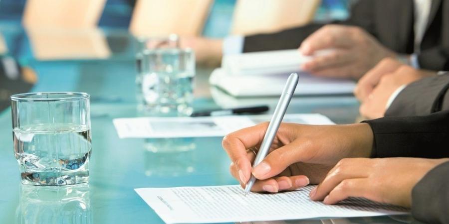 "معدل القيادات الحكومية".. هل يعزز حوكمة إجراءات التعيين؟