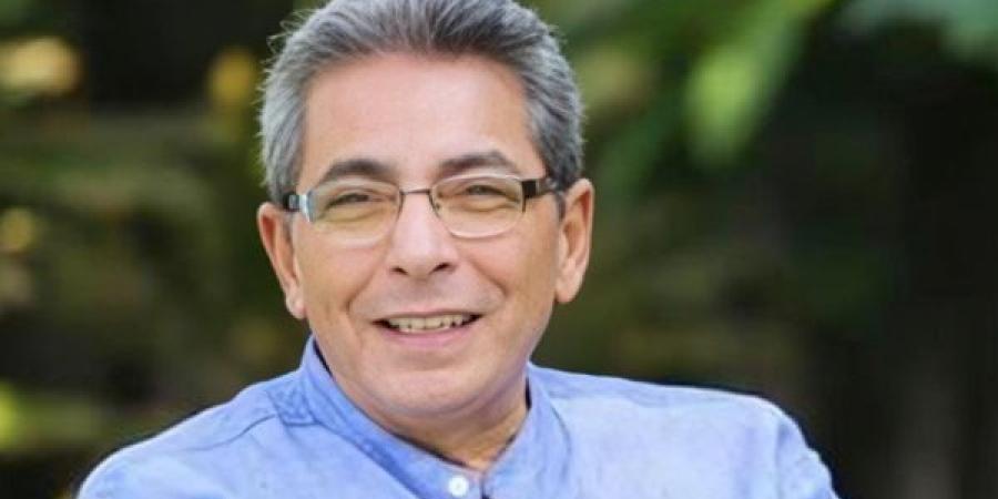 "لموا الموضوع بلاش شوشرة".. محمود سعد يوجه رسالة عاجلة لـ أبناء الفنان محمود عبد العزيز