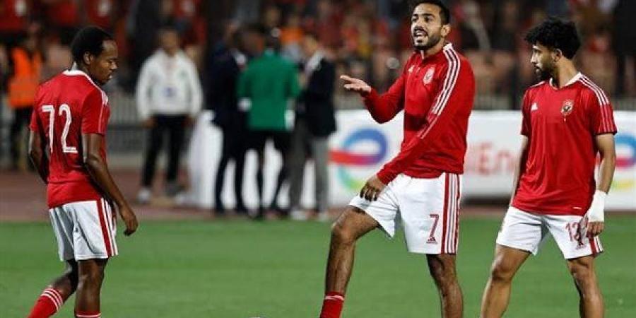 كهربا ضمن العائدين من ليبيا.. وزارة الشباب تتابع تأمين عودة الرياضيين| تفاصيل