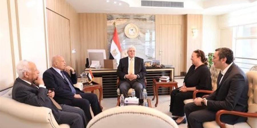 مجدي يعقوب: نعمل على تقديم أفضل ما يمكن للمريض المصري