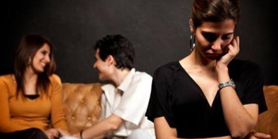 استشاري أسري: الغيرة النسائية المستمرة مؤشر على اضطرابات نفسية خطيرة
