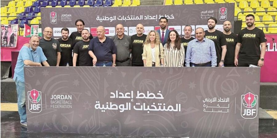 اتحاد السلة يؤكد تعيين دغلس مدربا لـ"الشباب" ويمنحه الصلاحيات الكاملة
