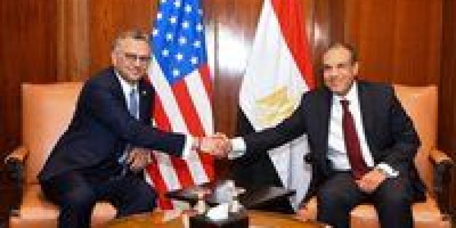 وزير الخارجية والهجرة يستقبل كبير مستشاري الرئيس الأمريكي للشئون العربية والشرق الأوسط ومستشار الشئون الأفريقية